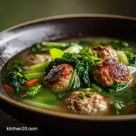 Italian Wedding Soup: Hearty Classic with Tiny Meatballs Escarole