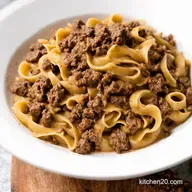 How Do I Make the Best Easy Ground Beef Stroganoff