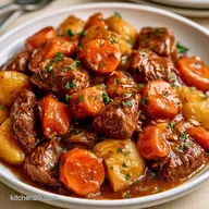 Healthy Crockpot Beef Stew for 6