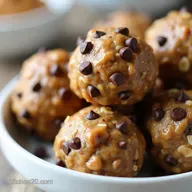 Foolproof Chocolate Chip Peanut Butter Oatmeal Energy Balls
