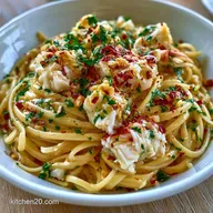Quick Garlic Crab Pasta in 20 Minutes