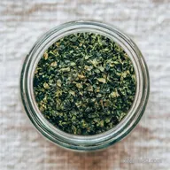 Simple Dried Garden Basil in 70 Minutes