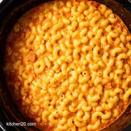 Slow Cooker Chili Mac and Cheese Comfort Food Bliss