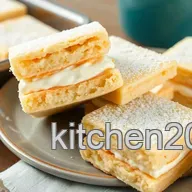 Square langue de chat sandwich cookies recipe: Easy Vanilla Cream Delight!